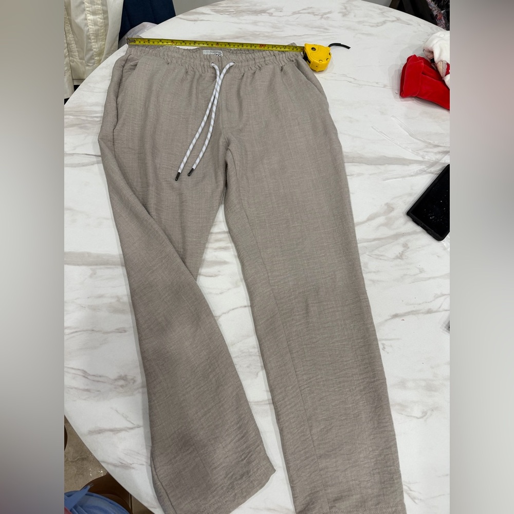 Women’s Aria Tan Pants size medium - Preloved